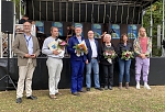 Jury und Preisträger aus 2022